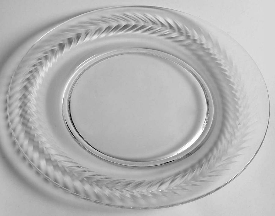 Cut 121 Luncheon Plate by Seneca-1