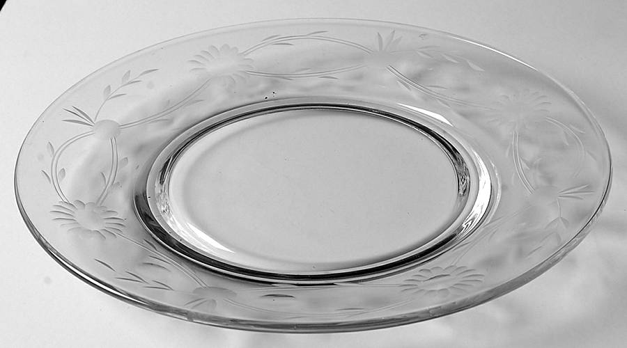Cut 250 Luncheon Plate by Seneca-1