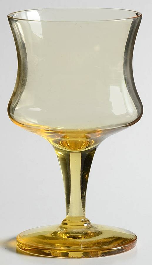 Fashionables Yellow (Non Optic) Wine Glass by Seneca-1