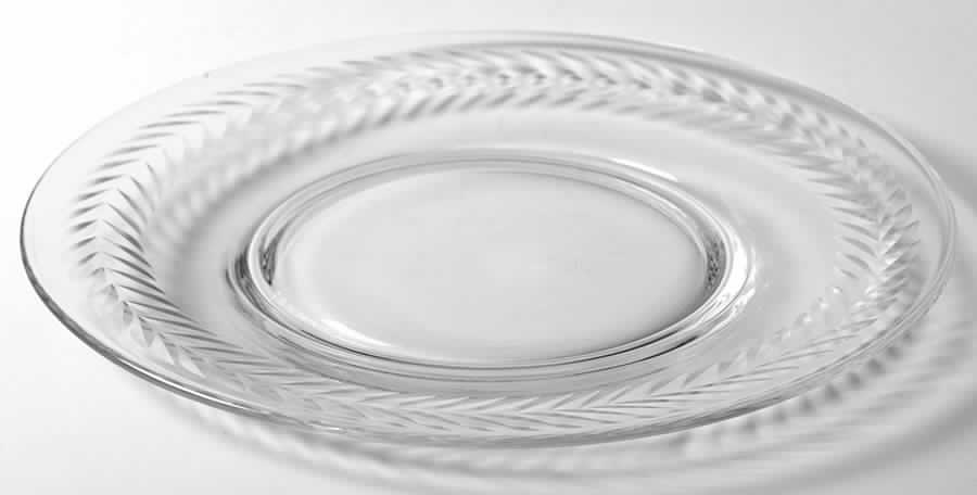 Laurel (Round Base) Luncheon Plate by Seneca-1