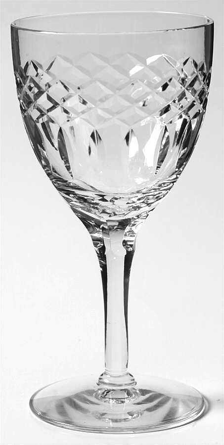 Lavalier Wine Glass by Seneca-1