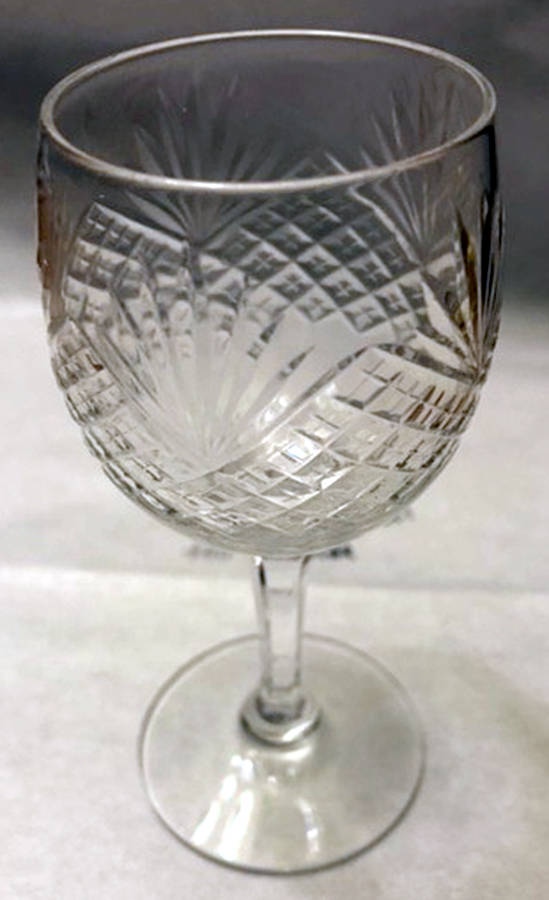Pineapple Cordial Glass by Seneca-1