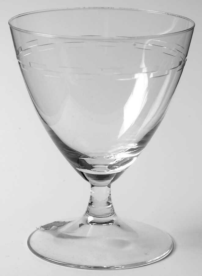 Bavarian Countess Clear Wine Glass by Stonegate-1