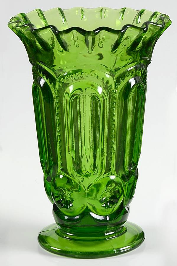 Moon and Star Green 6" Crimped Vase by Smith Glass -1