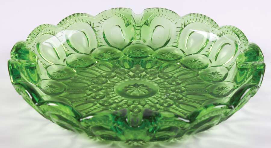 Moon and Star Green 8" Round Ashtray by Smith Glass -1