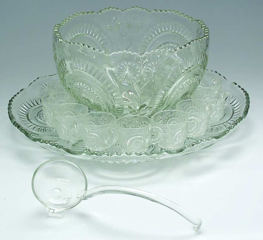 Pinwheel & Stars (15 Pc) Punch Set (Bowl,Undplate,Ladle,12 PCUM3) by Smith Glass -1