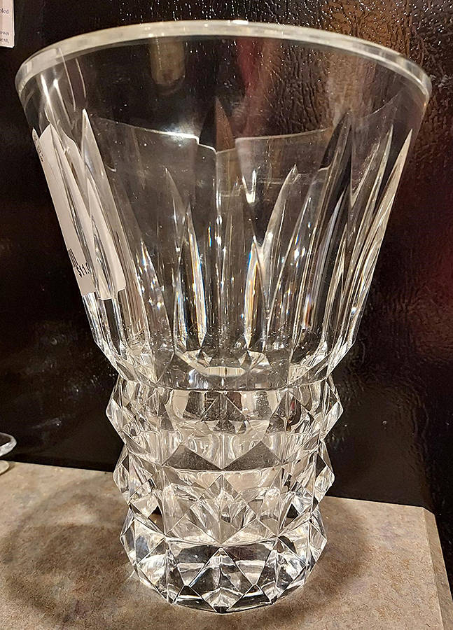 Guernsey 7" Flower Vase by St Louis-1