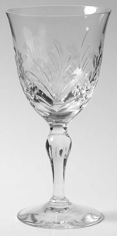 Aragon Wine Glass by Stuart-1