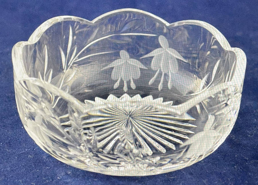 Cascade 4" Round Bowl by Stuart-1