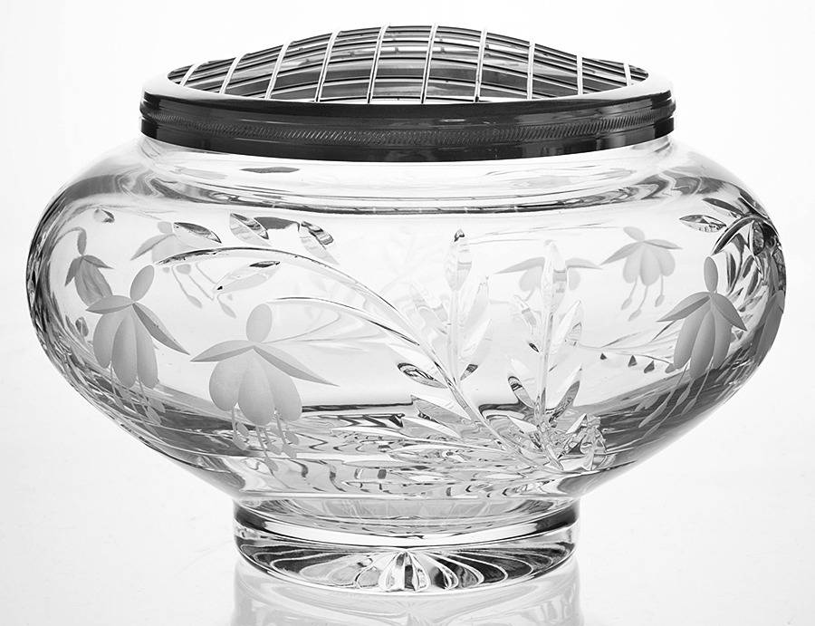 Cascade 5" Rose Bowl & Metal Frog by Stuart-1