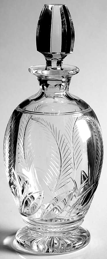 Ellesmere Small Decanter & Stopper by Stuart-1