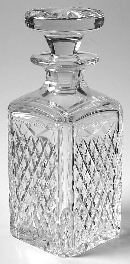 Hardwicke Spirit Decanter & Stopper by Stuart-1