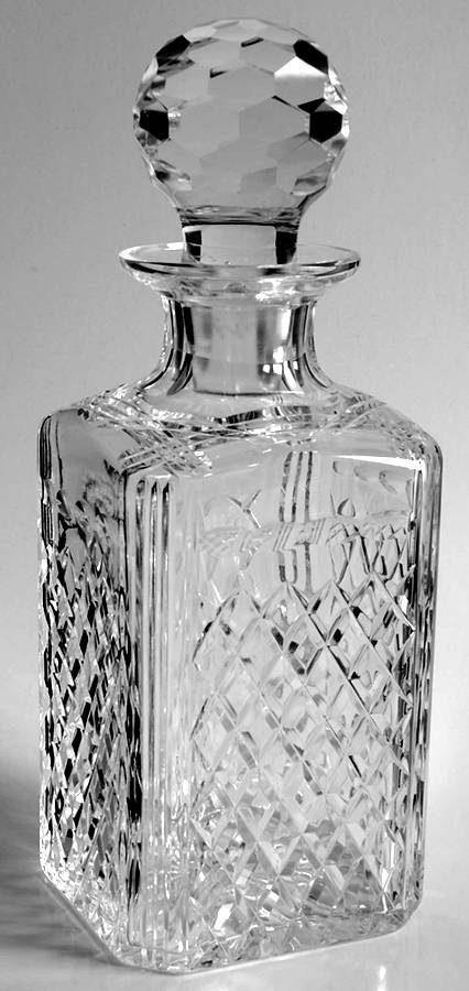 Hardwicke Spirit Decanter & Stopper by Stuart-1