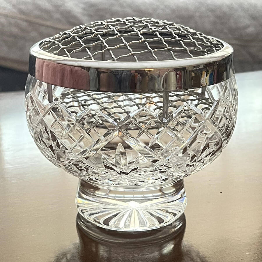 Shaftesbury 3" Rose Bowl by Stuart-1