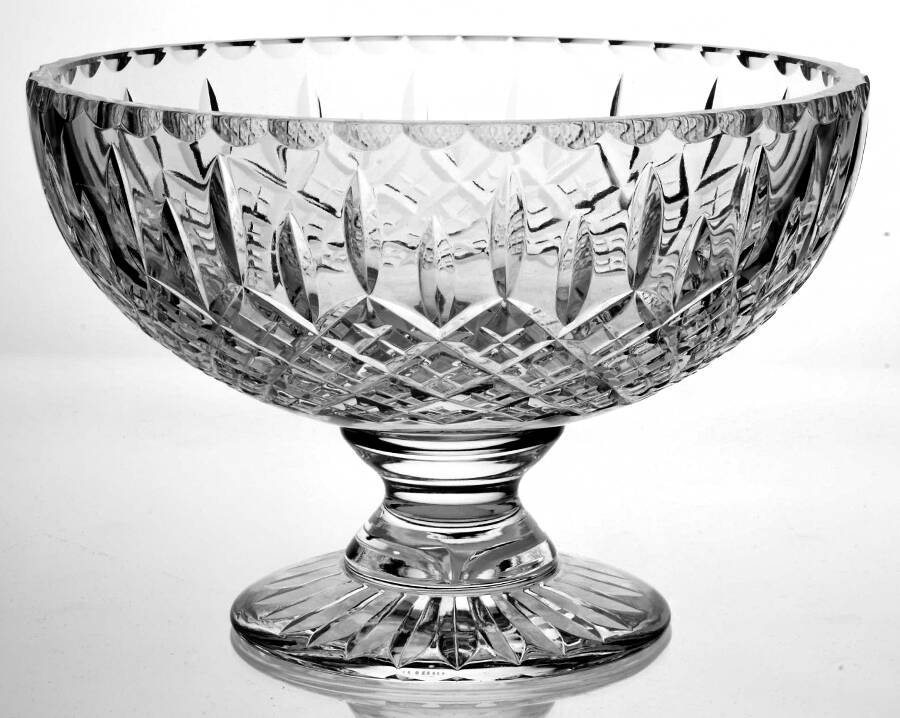 Shaftesbury 8" Footed Petal Bowl by Stuart-1