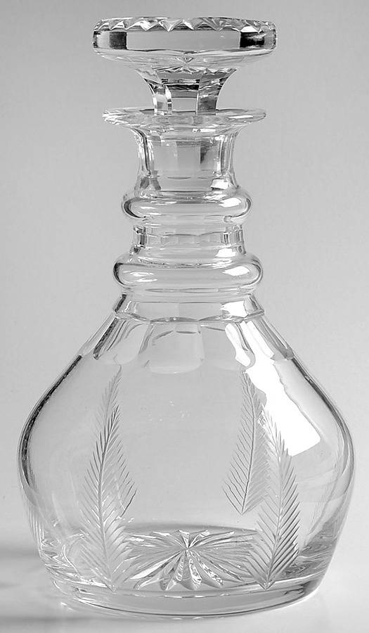 Woodchester Clear Wine Decanter & Stopper by Stuart-1