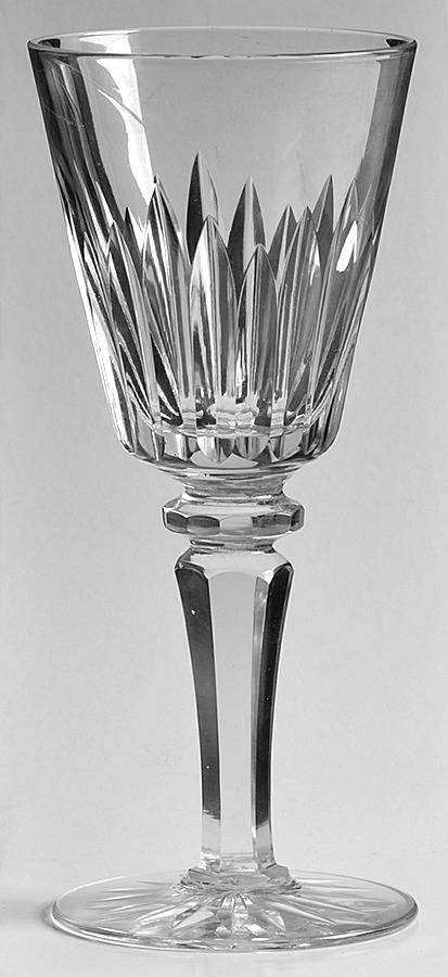 Elinor Wine Glass by Swedish-1