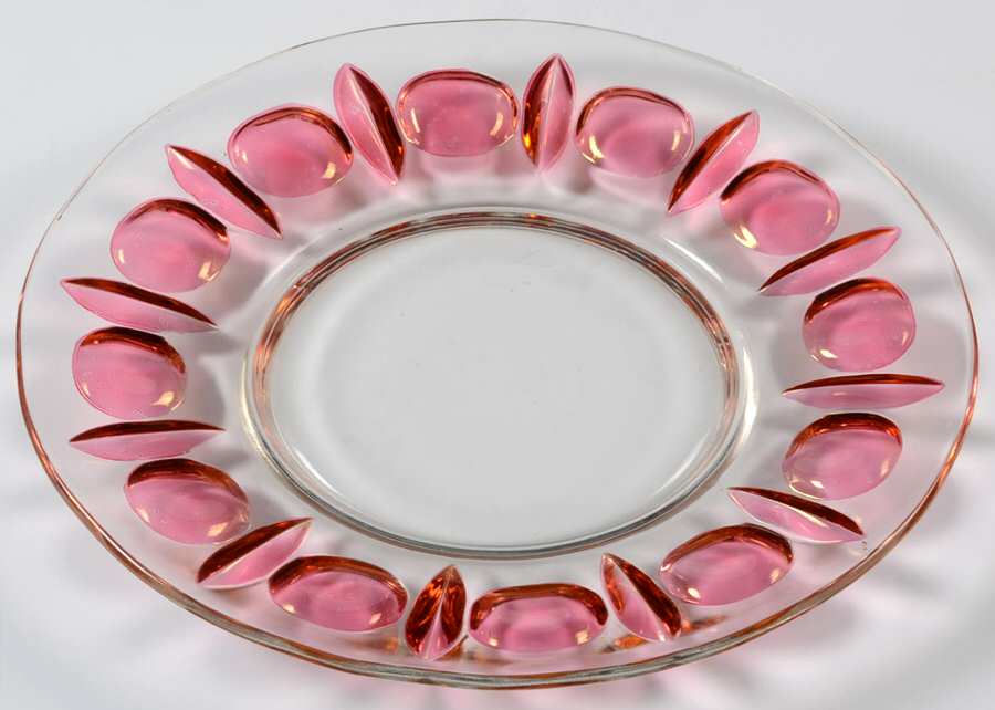 Classique-Cranberry Flash Luncheon Plate by Rainbow Art Glass-1