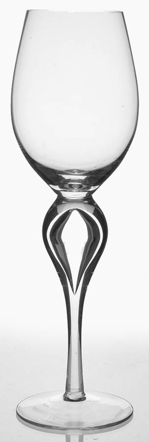 Silhouette Wine Glass by Sasaki-1