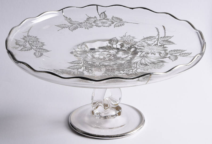 Springtime Round Cake Stand by Silver City-1