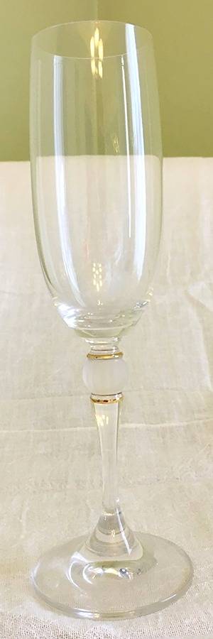 Camelot White (Frosted and Gold Accents) Fluted Champagne by Schott-Zwiesel-1