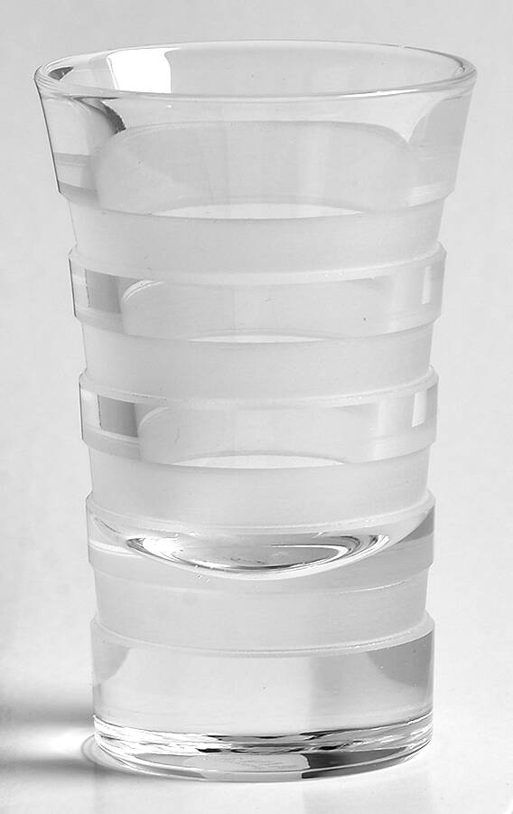 Bassorilievi Vodka Glass by Salviati-1