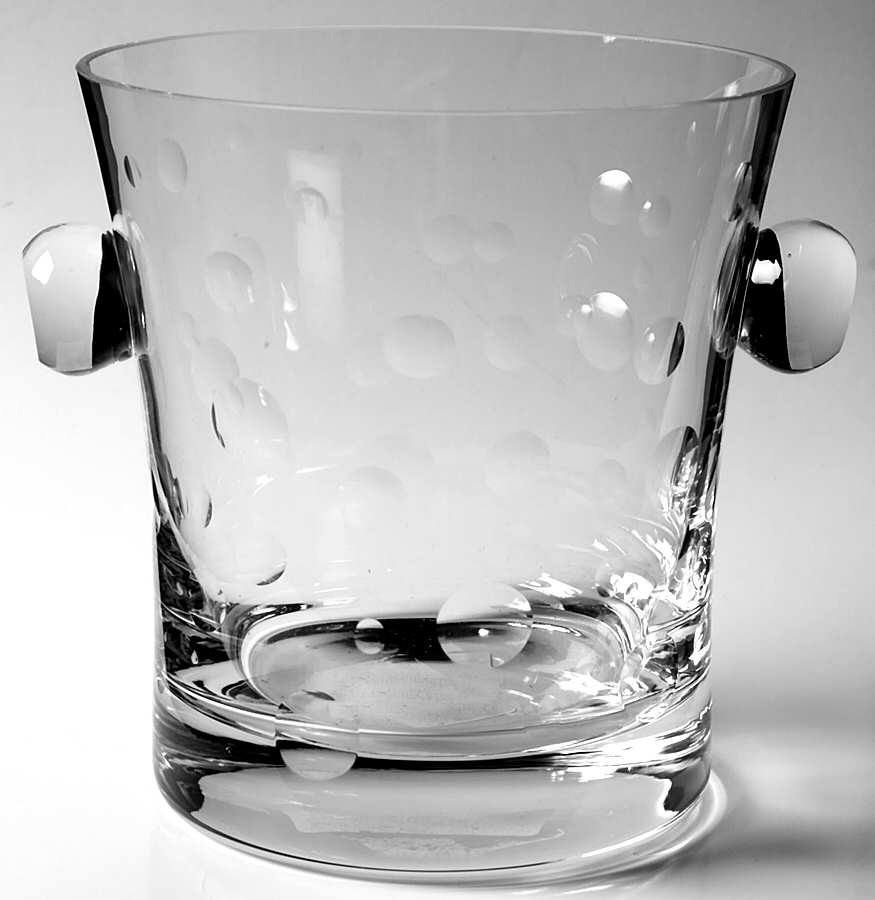 Focus Ice Bucket by Sasaki-1