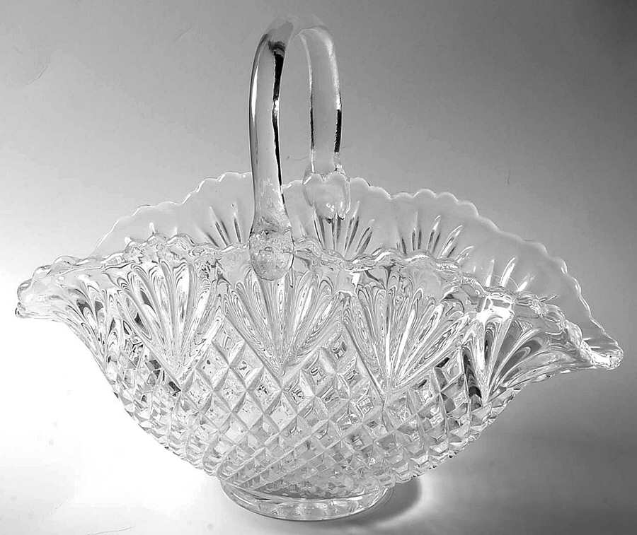 Pineapple 11" Handled Basket by Smith Glass -1