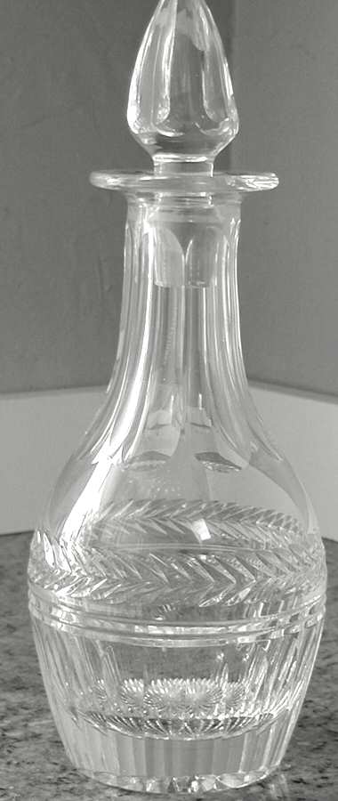 STU13 Decanter & Stopper by Stuart-1