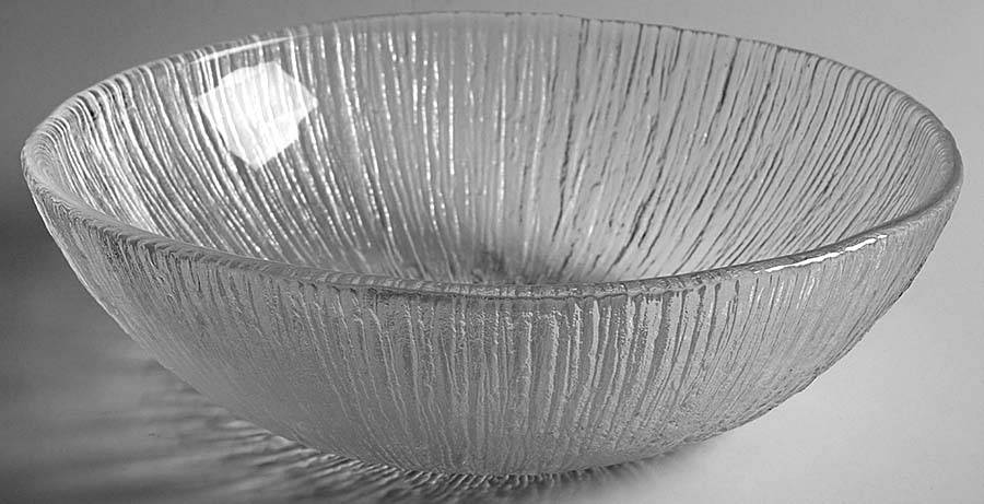 Rain Glass Clear 9" Round Bowl by Sasaki-1
