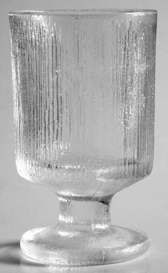 Rain Glass Clear Wine Glass by Sasaki-1