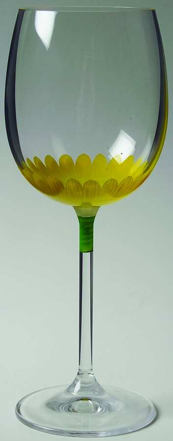 Daisy Yellow Wine Glass by Studio Nova-1
