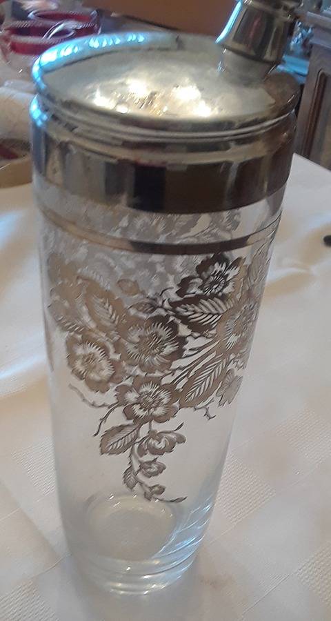 Blossom Time Cocktail Shaker & Lid by Silver City-1
