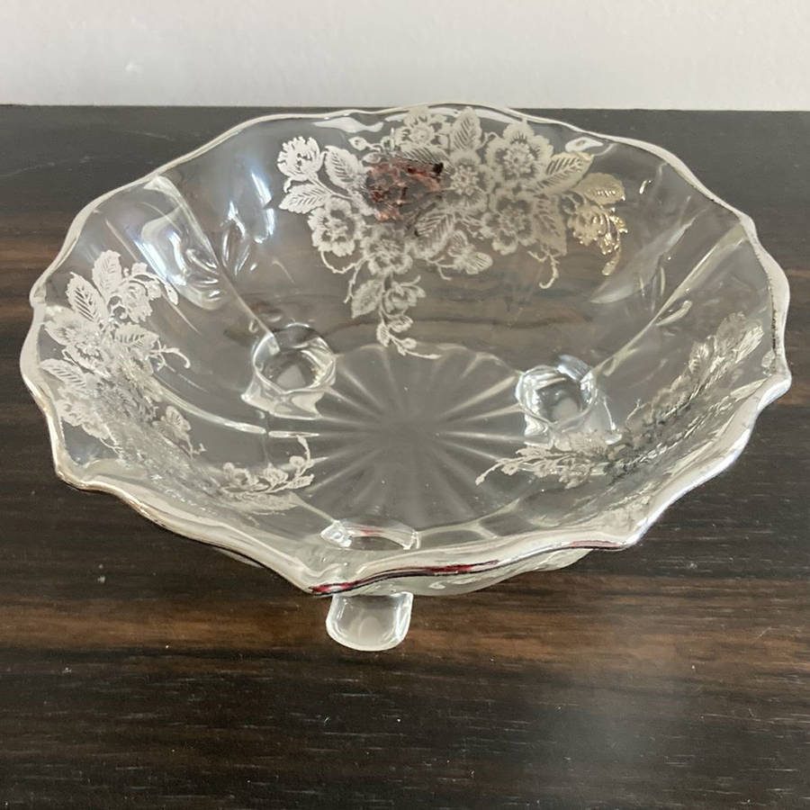 Blossom Time 7" Three-Toed Bon Bon (Baroque Shape) by Silver City-1