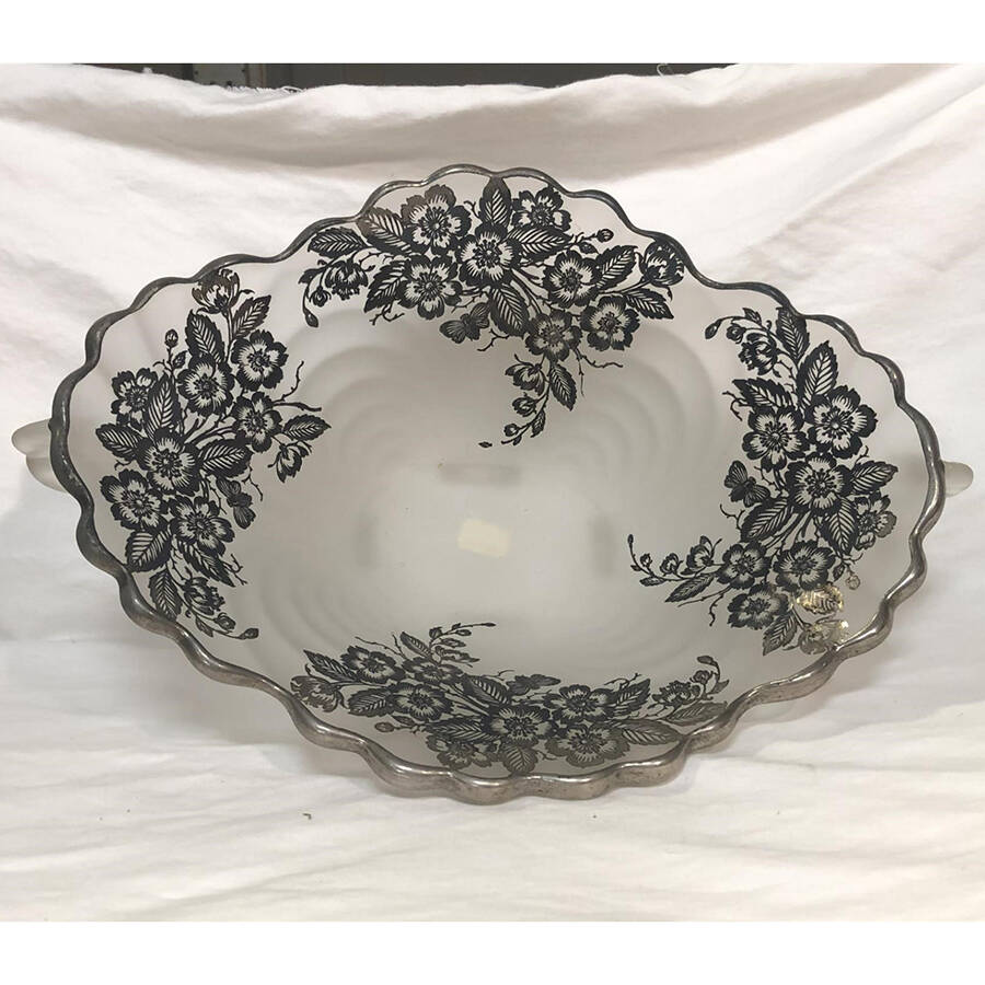 Blossom Time 9" Oval 4-Toed Handled Bowl by Silver City-1