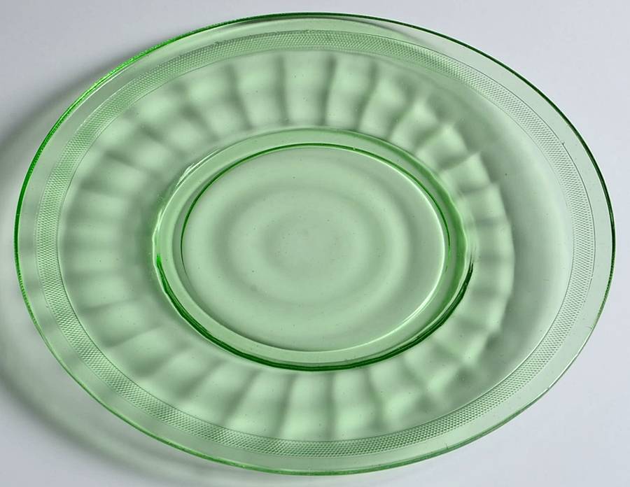 Homestead Green Luncheon Plate by Smith Glass -1