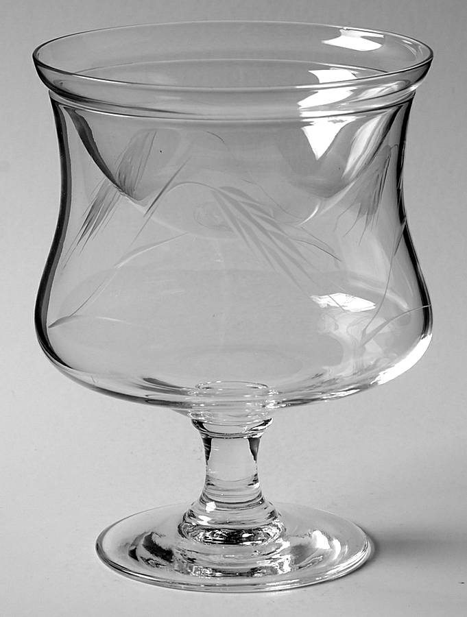 Wheat (Smooth Stem) Seafood Cocktail & Liner by Sasaki-1
