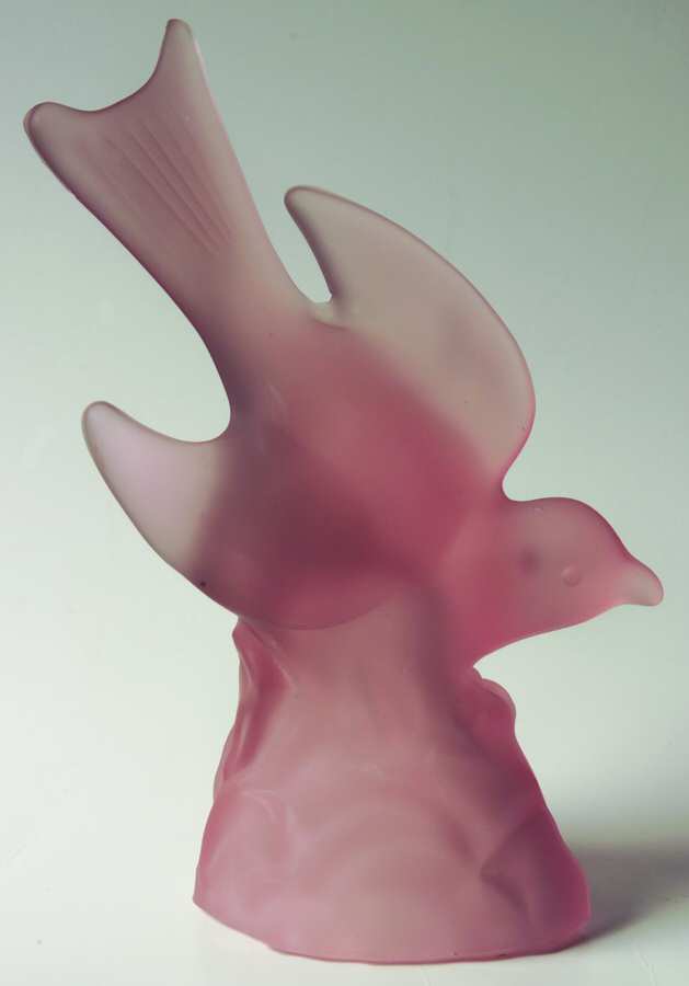 Animals & Figurines #4401 Bird in Flight by Smith Glass -1