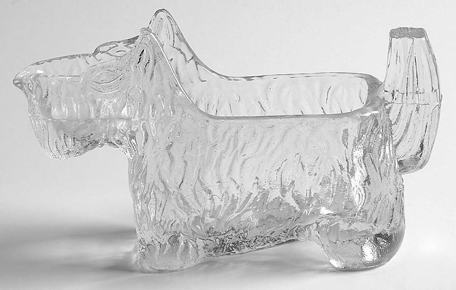 Animals & Figurines Scottie Dog Creamer by Smith Glass -1