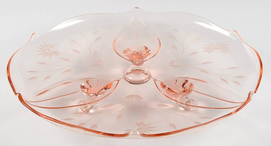 Beadles Pink 13" 3-Toed Plate by Standard Glass-1