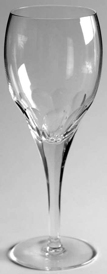 Petal White Wine by Steuben-1
