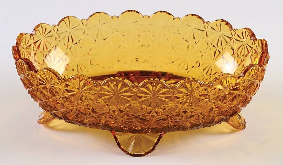Daisy and Button Yellow (Gold) 6" Oval Bon Bon by Smith Glass -1
