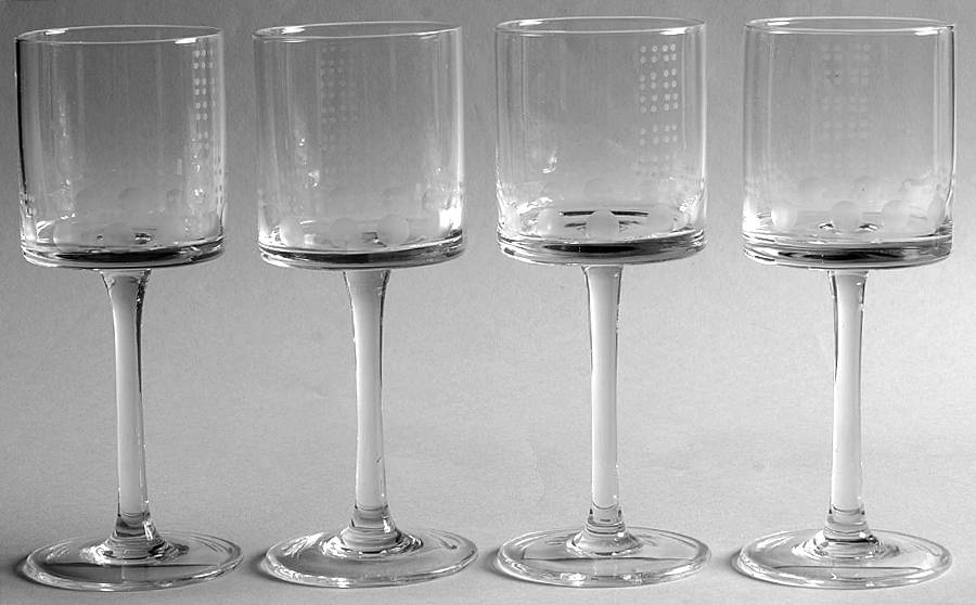 Columbus Circle Clear White Wine - Set of 4 by Studio Nova-1