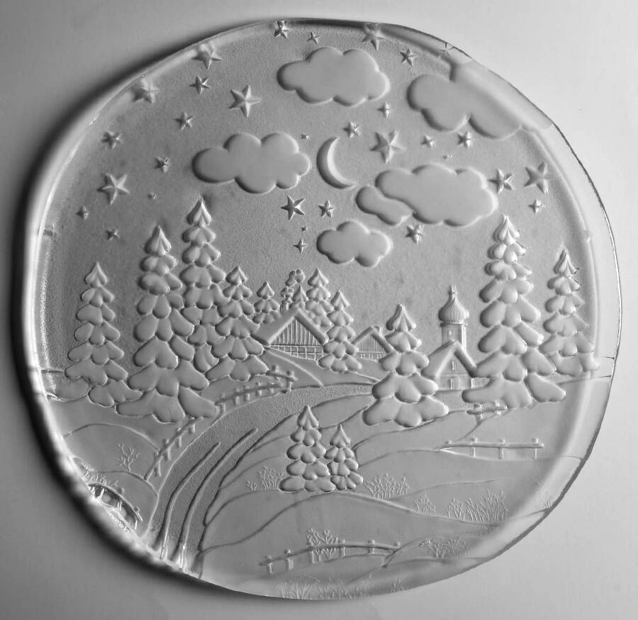 Winterland Party Serving Plate by Studio Nova-1