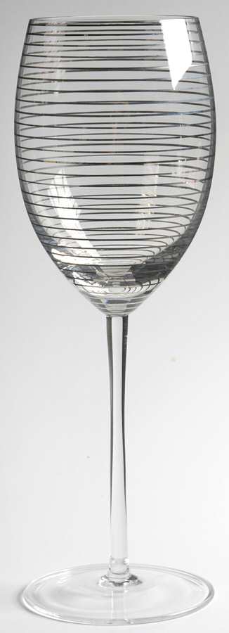Echo Platinum Wine Glass by Sasaki-1
