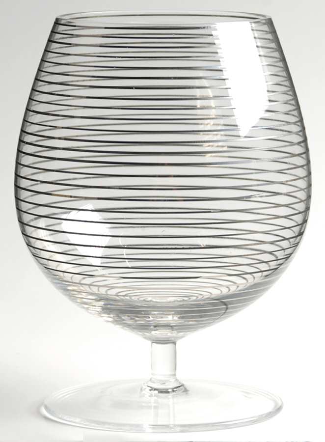 Echo Platinum Brandy Glass by Sasaki-1