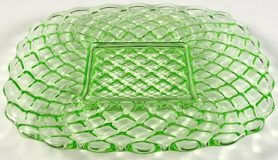 Trellis Lime Green Dessert Plate by Smith Glass -1