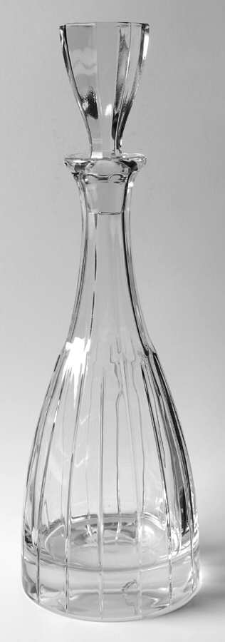 Caren Decanter & Stopper by Sasaki-1