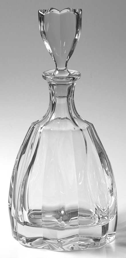 Opus Decanter & Stopper by Sasaki-1