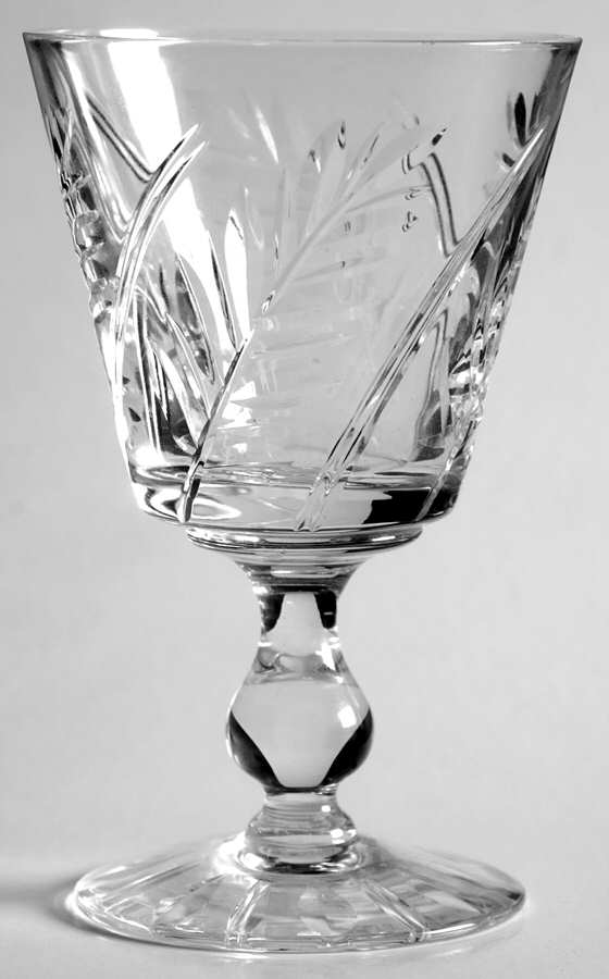 STU62 Wine Glass by Stuart-1